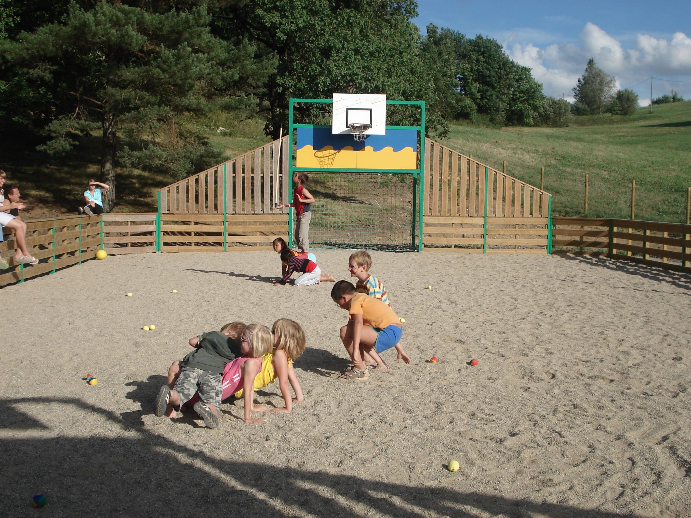 Terres De France - Les Hameaux Des Lacs Holiday park 2*