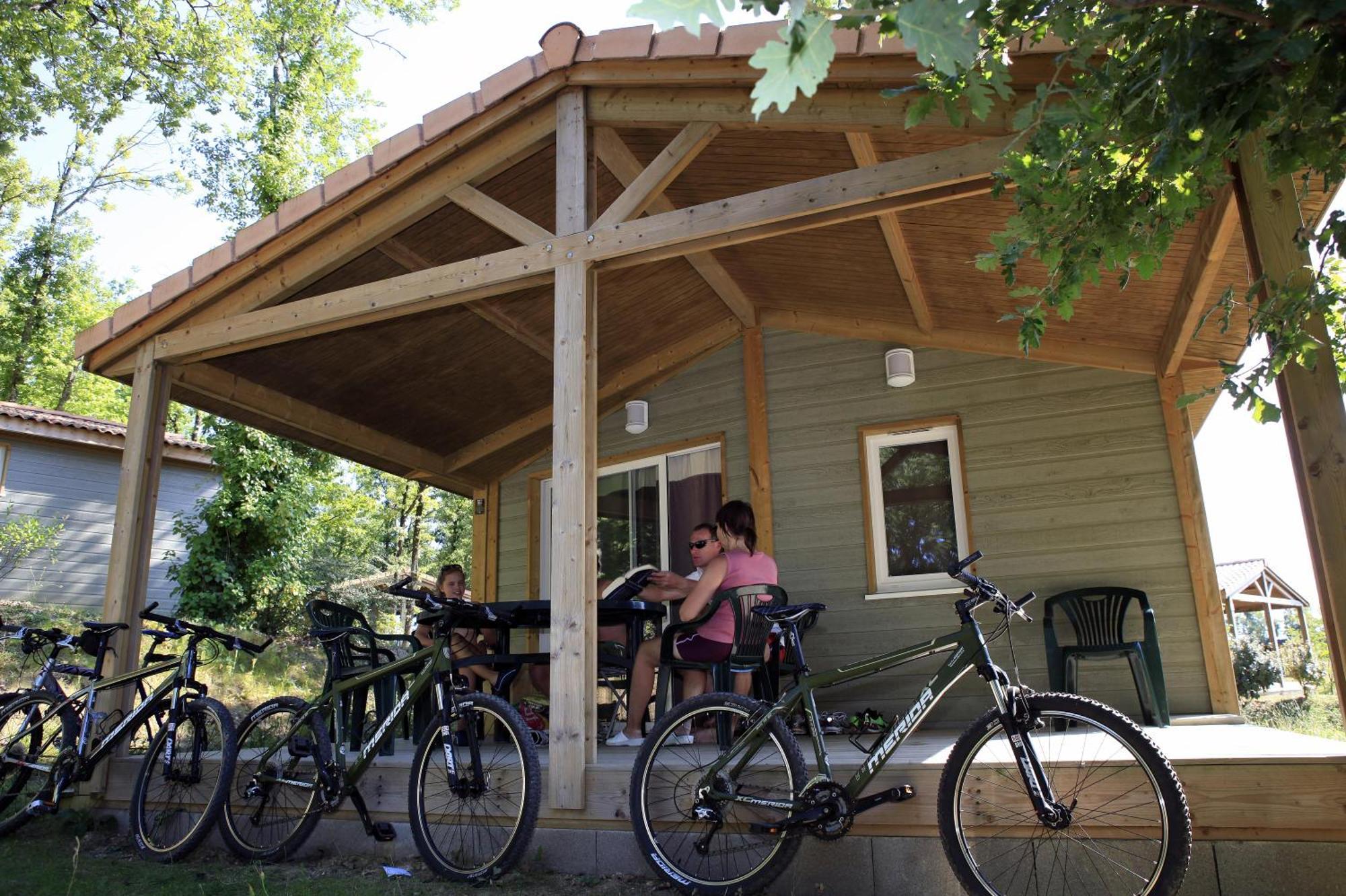 Terres De France - Les Hameaux Des Lacs Holiday park 2*